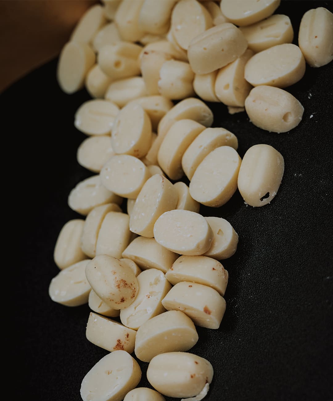 WHITE-WITH-COCONUT-BLANCO-CON-COCO2